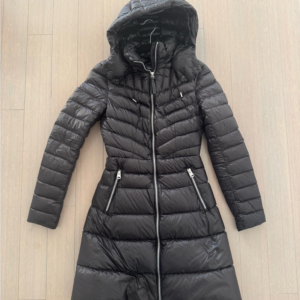 Mackage Women's Sleek Black Hooded Puffer Coat
